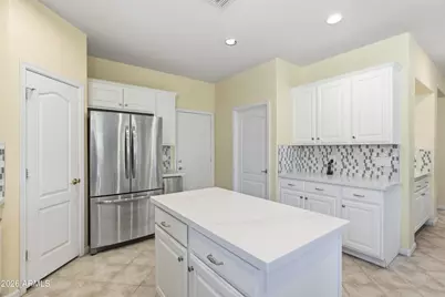 3447 E Vaughn Avenue, Gilbert, AZ 85234 - Photo 10