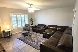 900 N California St, Chandler, AZ 85225 - Photo 6