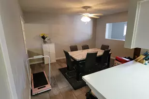 900 N California St, Chandler, AZ 85225 - Photo 16