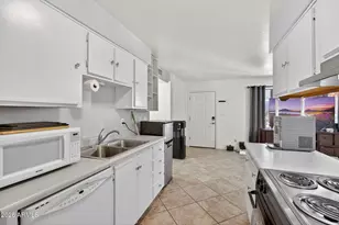 1440 N Idaho Rd, Apache Junction, AZ 85119 - Photo 14