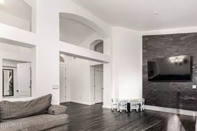 11224 S Fiesta Court, Goodyear, AZ 85338 - Photo 6