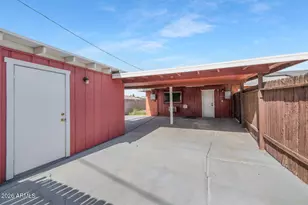 2039 W Windsor Ave, Phoenix, AZ 85009 - Photo 30