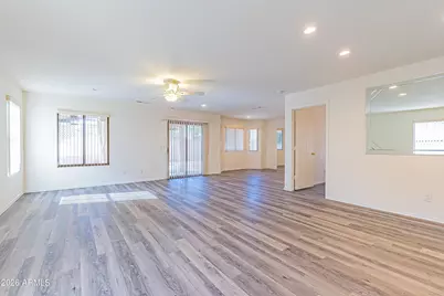 16456 N 137th Drive, Surprise, AZ 85374 - Photo 8