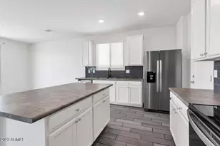 12575 W Midway Ave, Glendale, AZ 85307 - Photo 18