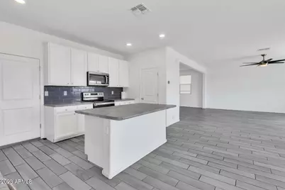 12575 W Midway Avenue, Glendale, AZ 85307 - Photo 16