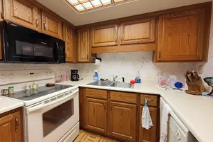 10330 W Thunderbird Blvd, Sun City, AZ 85351 - Photo 2