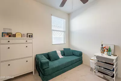 1813 E Grenadine Road, Phoenix, AZ 85040 - Photo 26