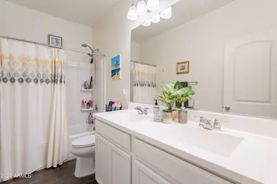 1813 E Grenadine Road, Phoenix, AZ 85040 - Photo 22