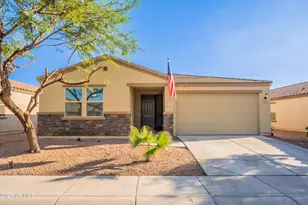 1813 E Grenadine Rd, Phoenix, AZ 85040 - Photo 2