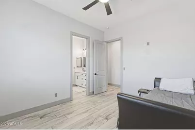 11 E Cavalry Drive, Phoenix, AZ 85086 - Photo 34