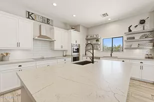 11 E Cavalry Dr, Phoenix, AZ 85086 - Photo 22