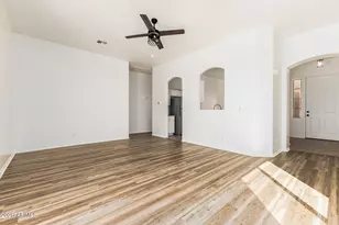 12579 W Clarendon Ave, Avondale, AZ 85392 - Photo 6