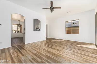 12579 W Clarendon Avenue, Avondale, AZ 85392 - Photo 8