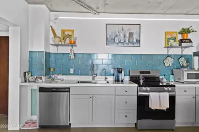 207 W Clarendon Avenue #A12, Phoenix, AZ 85013 - Photo 6