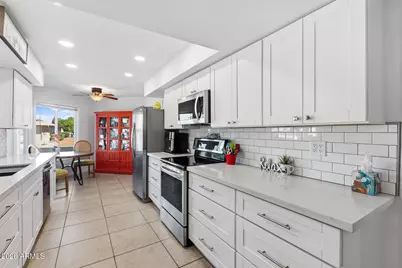 10457 W Campana Drive, Sun City, AZ 85351 - Photo 4