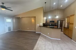 364 W Thompson Pl, Chandler, AZ 85286 - Photo 4