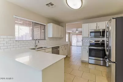 2513 N 114th Avenue, Avondale, AZ 85392 - Photo 8