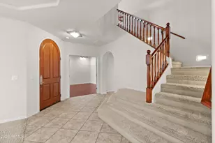 3724 E Robin Ln, Phoenix, AZ 85050 - Photo 4