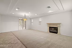 3724 E Robin Ln, Phoenix, AZ 85050 - Photo 6