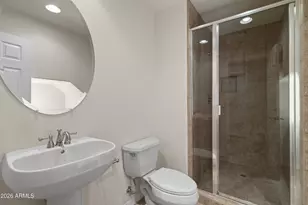 3724 E Robin Ln, Phoenix, AZ 85050 - Photo 28