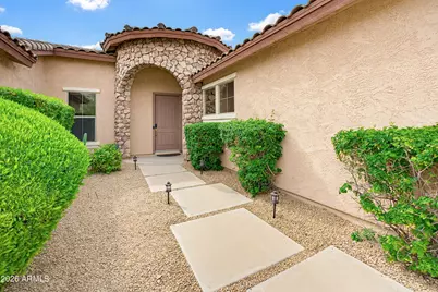 1735 W Aloe Vera Drive, Phoenix, AZ 85085 - Photo 2