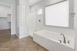 1735 W Aloe Vera Dr, Phoenix, AZ 85085 - Photo 18