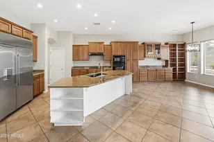 1735 W Aloe Vera Dr, Phoenix, AZ 85085 - Photo 4