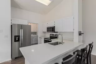 1841 E Indian Wells Dr, Chandler, AZ 85249 - Photo 6