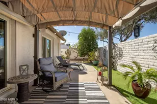 902 E Wagoner Rd, Phoenix, AZ 85022 - Photo 14