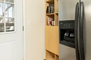 902 E Wagoner Rd, Phoenix, AZ 85022 - Photo 12