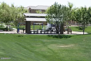 3775 E Santa Fe Ln, Gilbert, AZ 85297 - Photo 2