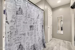 10172 W Carlota Ln, Peoria, AZ 85383 - Photo 14