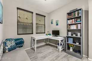 10172 W Carlota Ln, Peoria, AZ 85383 - Photo 18