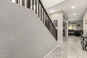 10172 W Carlota Ln, Peoria, AZ 85383 - Photo 4