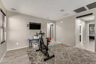 10172 W Carlota Ln, Peoria, AZ 85383 - Photo 18