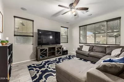 10172 W Carlota Lane, Peoria, AZ 85383 - Photo 14