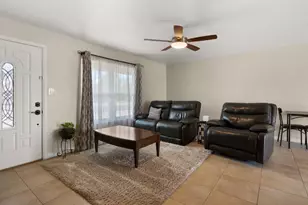 11211 S Bannock St, Phoenix, AZ 85044 - Photo 4