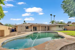 419 E Ellis Dr, Tempe, AZ 85282 - Photo 4