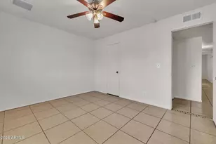 419 E Ellis Dr, Tempe, AZ 85282 - Photo 22