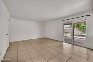 419 E Ellis Dr, Tempe, AZ 85282 - Photo 30