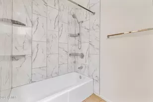 419 E Ellis Dr, Tempe, AZ 85282 - Photo 26