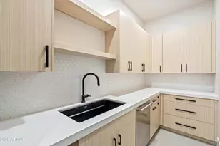 1320 E Sagebrush Dr, Phoenix, AZ 85085 - Photo 20