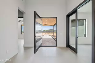 1320 E Sagebrush Dr, Phoenix, AZ 85085 - Photo 8