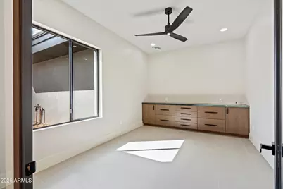 1320 E Sagebrush Drive, Phoenix, AZ 85085 - Photo 34