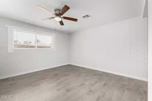 1321 N 48th Pl, Phoenix, AZ 85008 - Photo 4