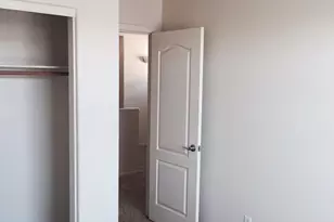 17358 W Mauna Loa Ln, Surprise, AZ 85388 - Photo 10