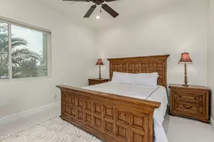 7002 E Aster Dr, Scottsdale, AZ 85254 - Photo 32