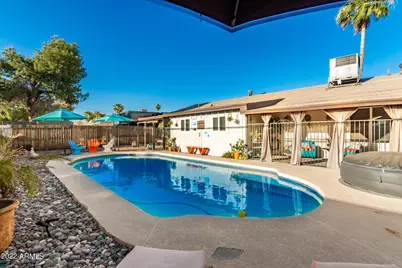 12728 N 40th Place, Phoenix, AZ 85032 - Photo 2