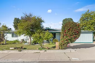 1946 E Fairmount Ave, Phoenix, AZ 85016 - Photo 4