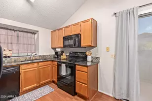 921 W University Dr, Mesa, AZ 85201 - Photo 4